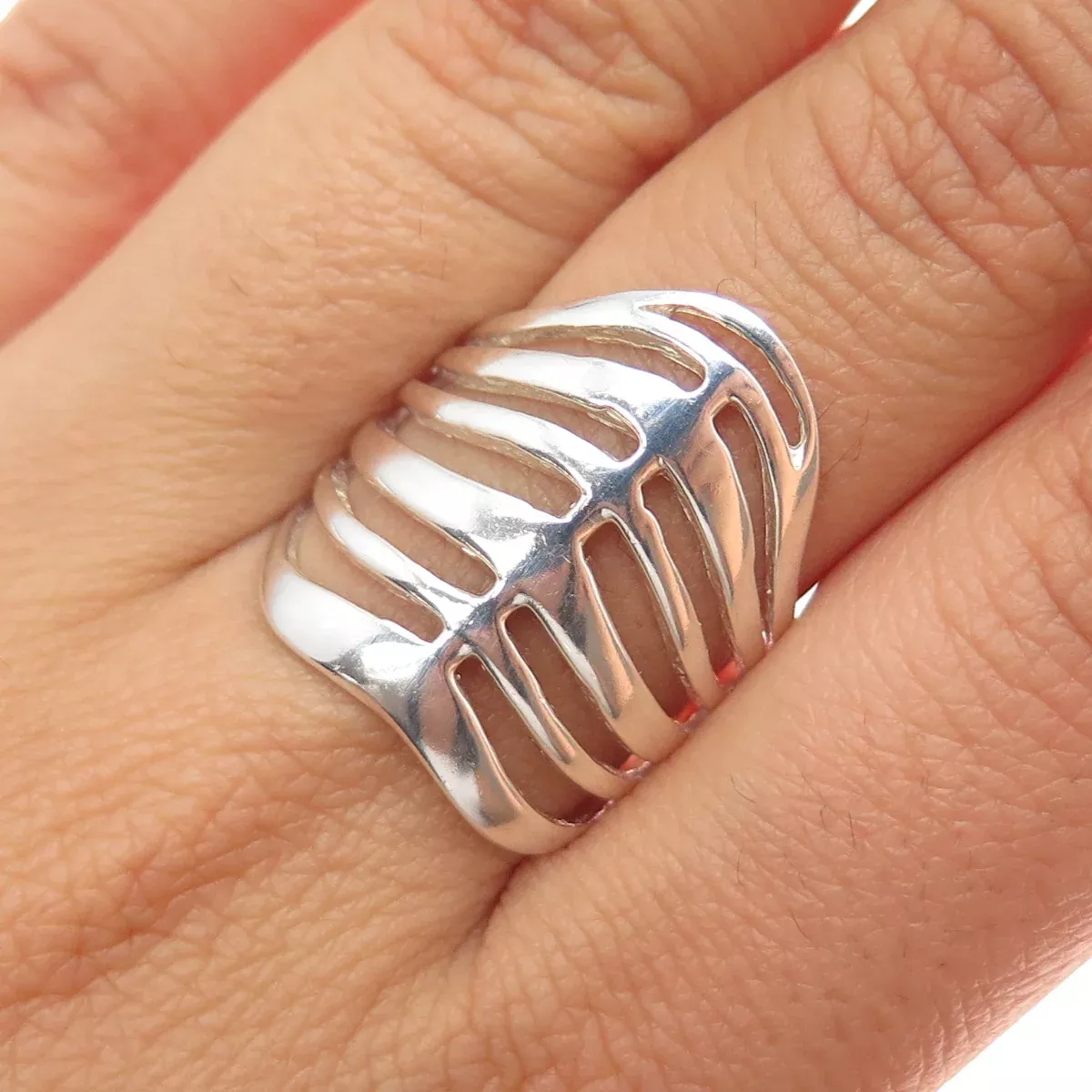925 Sterling Silver Vintage Modernist Spine Link Ring Size 8.25