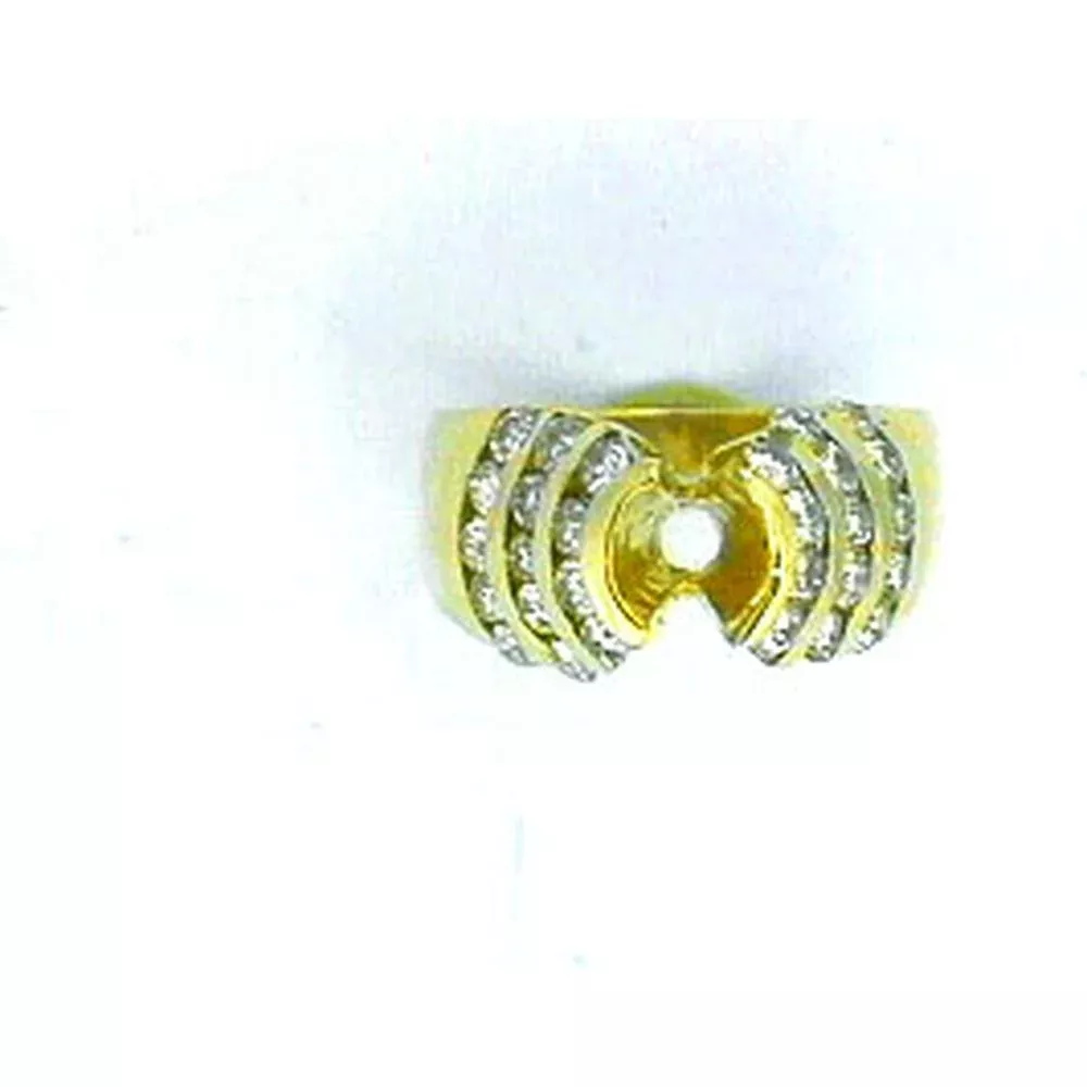 Royal 14K Yellow Gold Round Diamond Engagement Ring - 1.09 Carat Total Diamond Weight